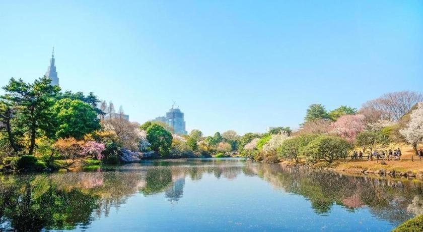 Ikebukuro Royal Higashiguchi 2*