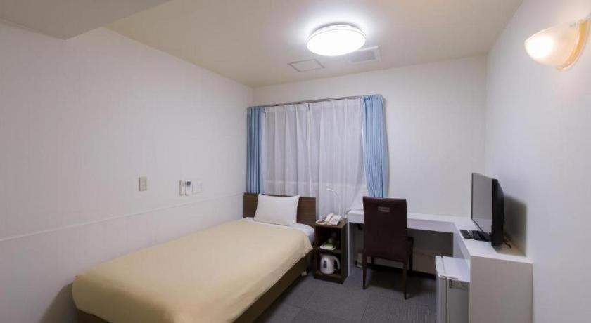 Ikebukuro Royal Higashiguchi Hotel 2*