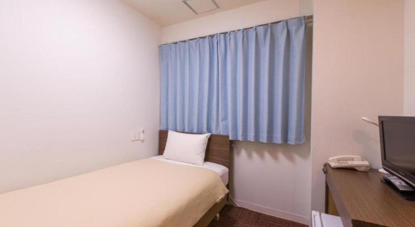 Hotel Ikebukuro Royal Higashiguchi 2*